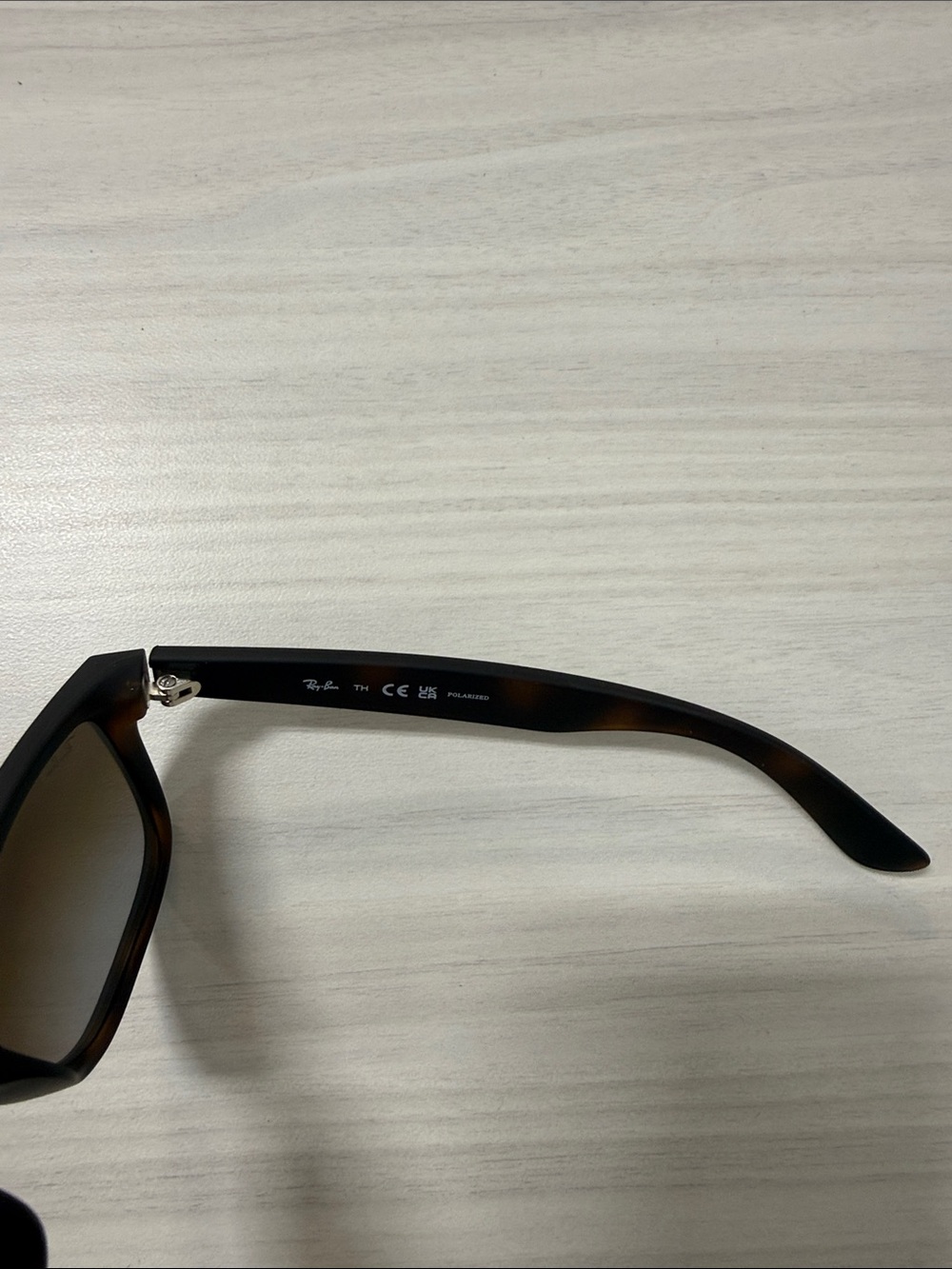 Ray-Ban rb4165 Justin - Picture 3 of 4
